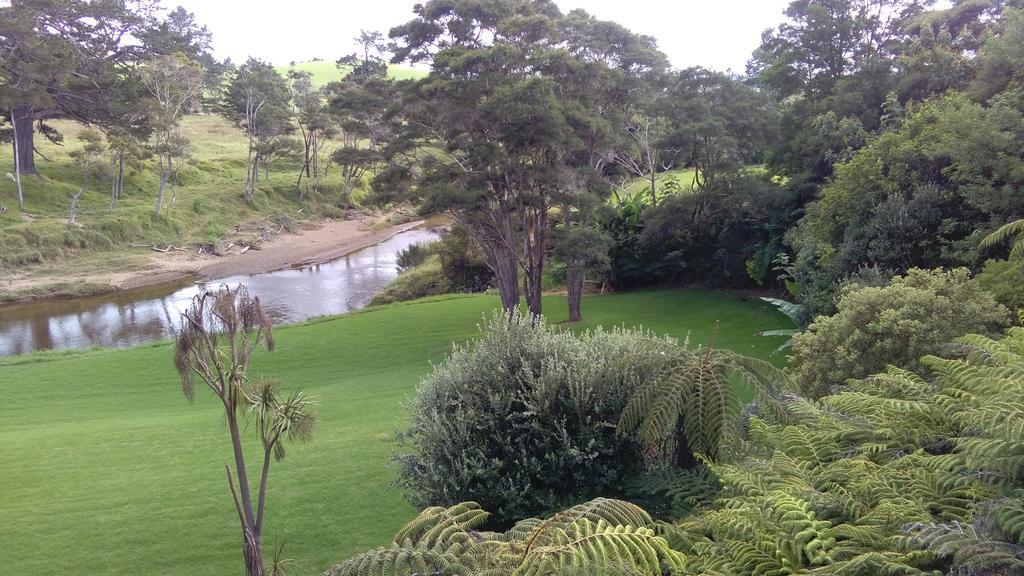 River Retreat Haruru Bagian luar foto